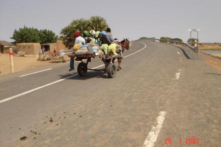 A l'entr�e du pont.